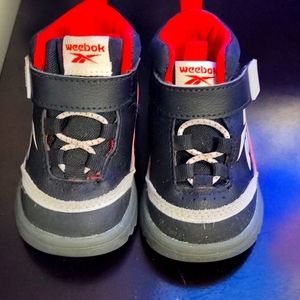 Reebok red and black toddler shoes
